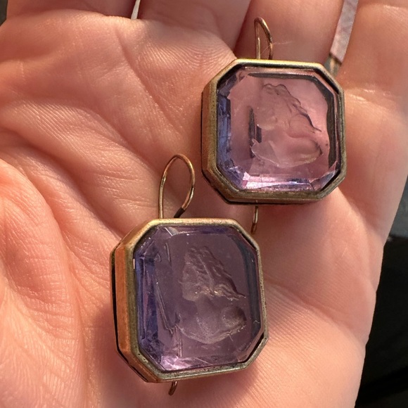 extasia Jewelry - Elegant Intagalio Extasia Purple pressed glass Cameo Earrings